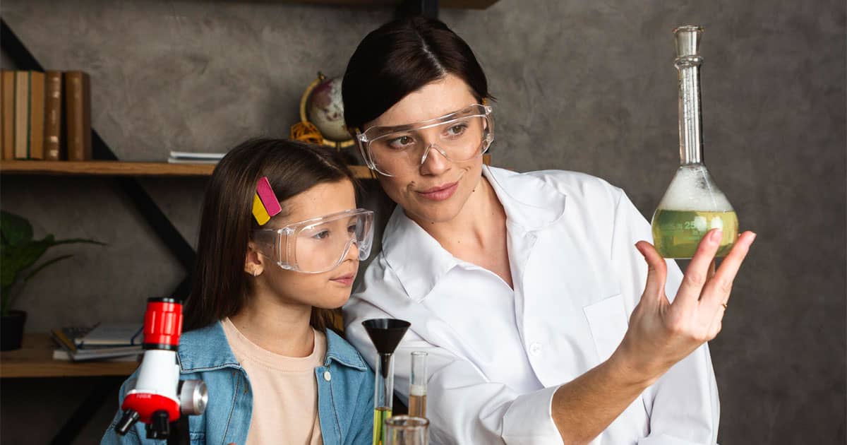 Indian Chemistry tutor for UK students