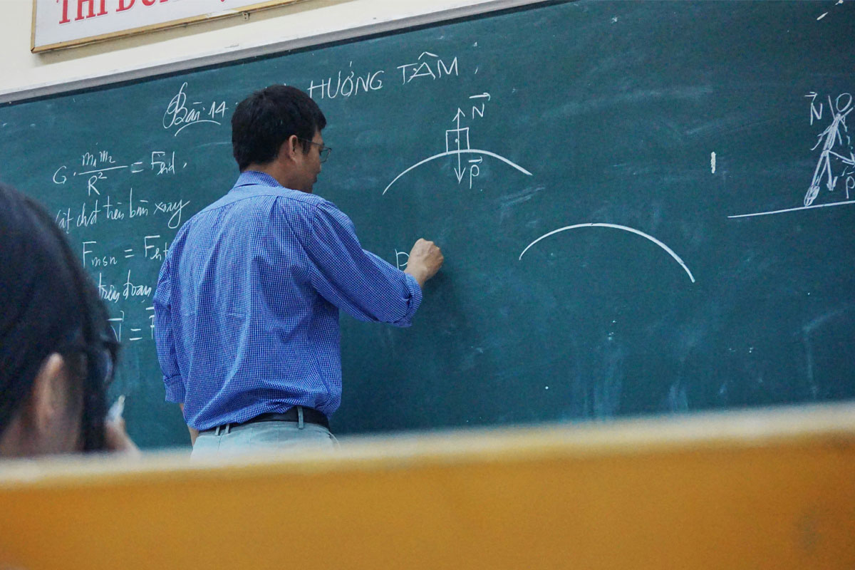 Indian Maths Tutor for UK Students